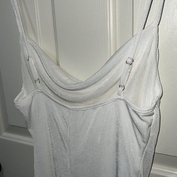 White Shimmery/Soft Dress - Picture 4 of 9